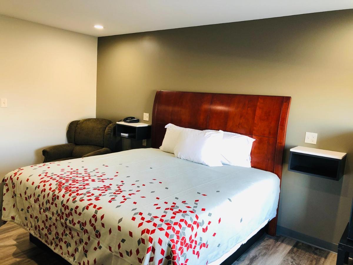 Bel Air Motel 3*